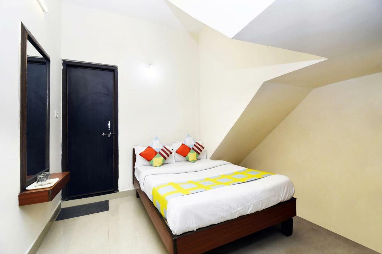 Elegant 1Br Stay In Mount Abu Central ภายนอก รูปภาพ