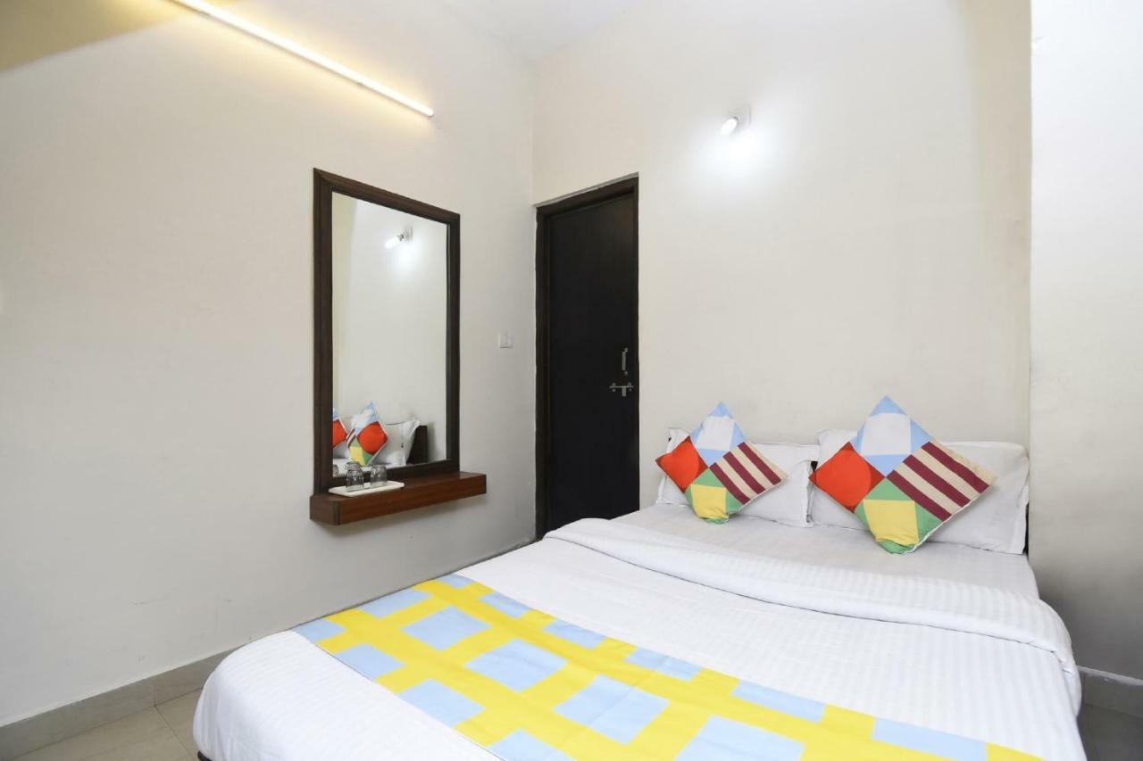 Elegant 1Br Stay In Mount Abu Central ภายนอก รูปภาพ