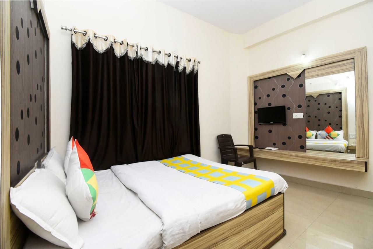 Elegant 1Br Stay In Mount Abu Central ภายนอก รูปภาพ